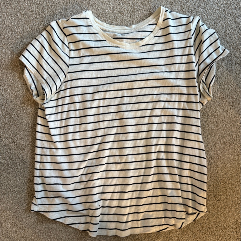 Old Navy Striped Women's Top - Black and White
